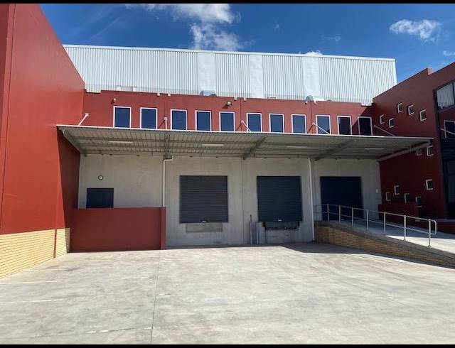 1,461M² WAREHOUSE TO LET IN BRACKENFELL SOUTH